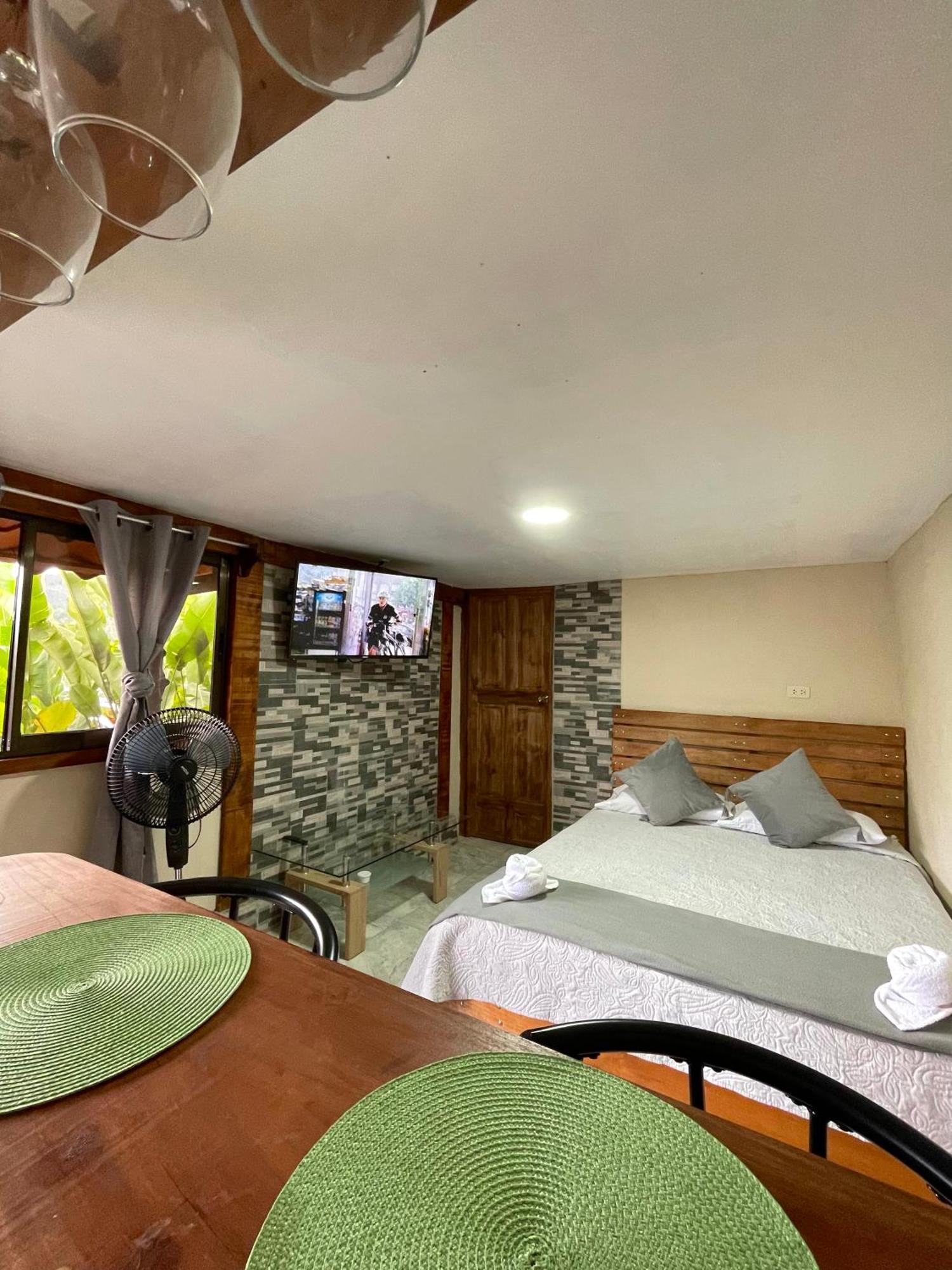 Dreams Lodge Orosi Cartago Buitenkant foto